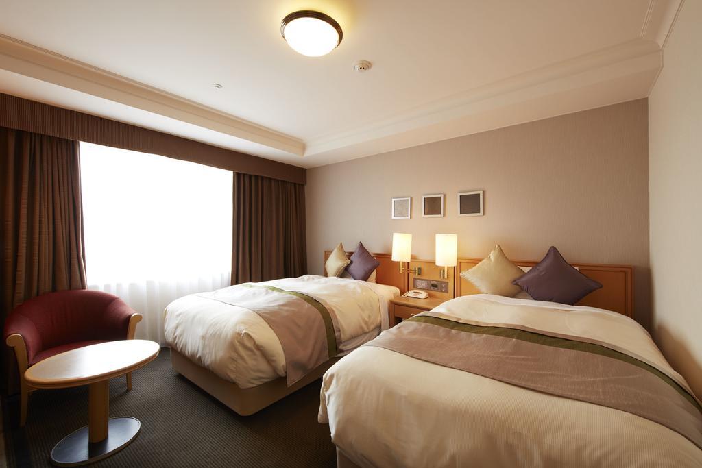 Keio Plaza Hotel Хатіодзі Екстер'єр фото