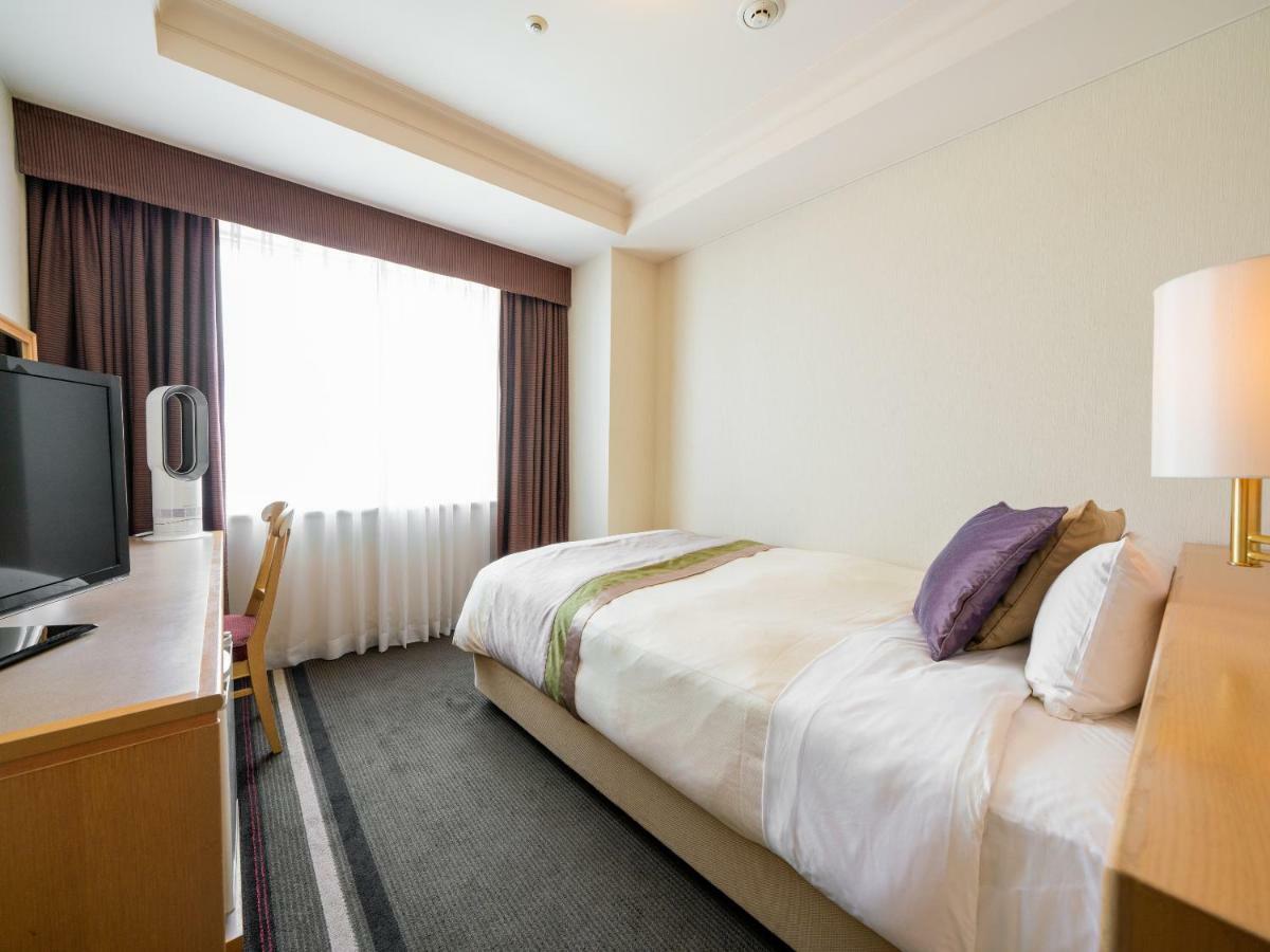 Keio Plaza Hotel Хатіодзі Екстер'єр фото